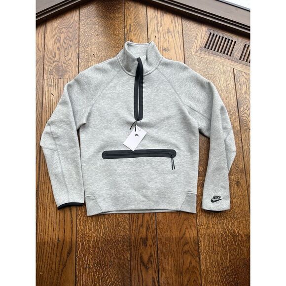 Nike Sportswear Tech Fleece Men's 1/2-Zip Sweatshirt Gray NWT FB7998 Medium - Picture 1 of 8
